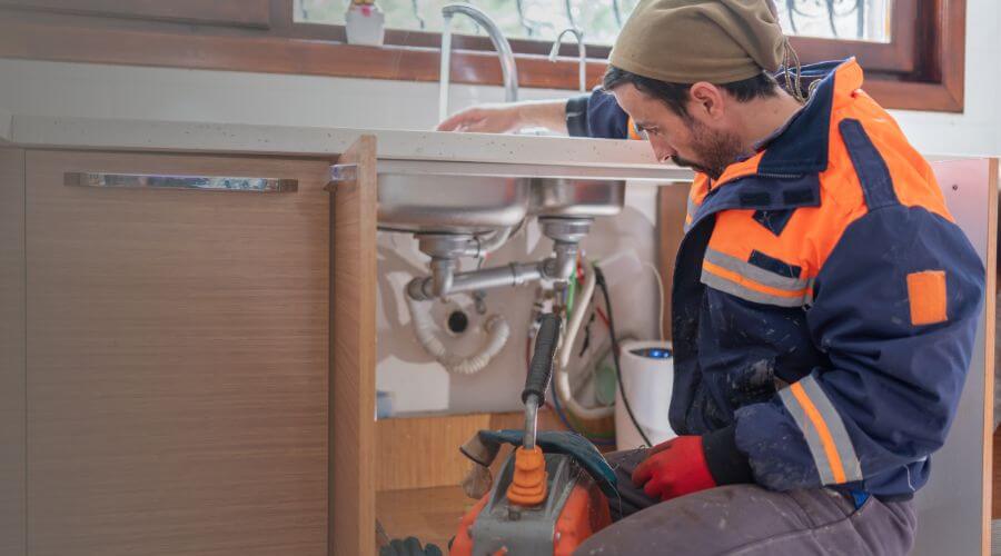 leaky faucet repair in Metamora, IN